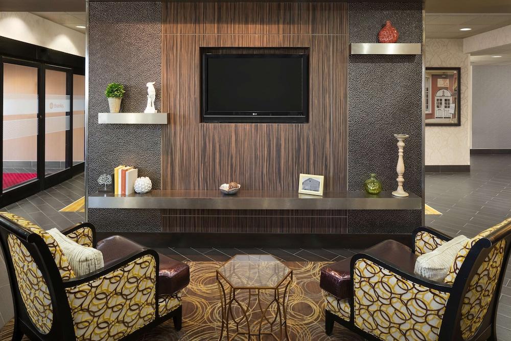 Hampton Inn Pell City photo 1