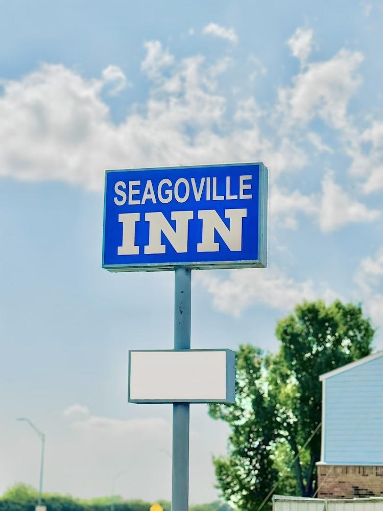 Seagoville Inn photo 12