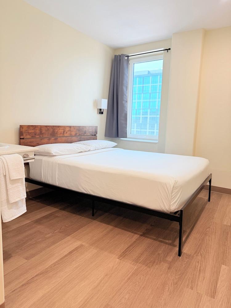 Nova Hotel JFK photo 10