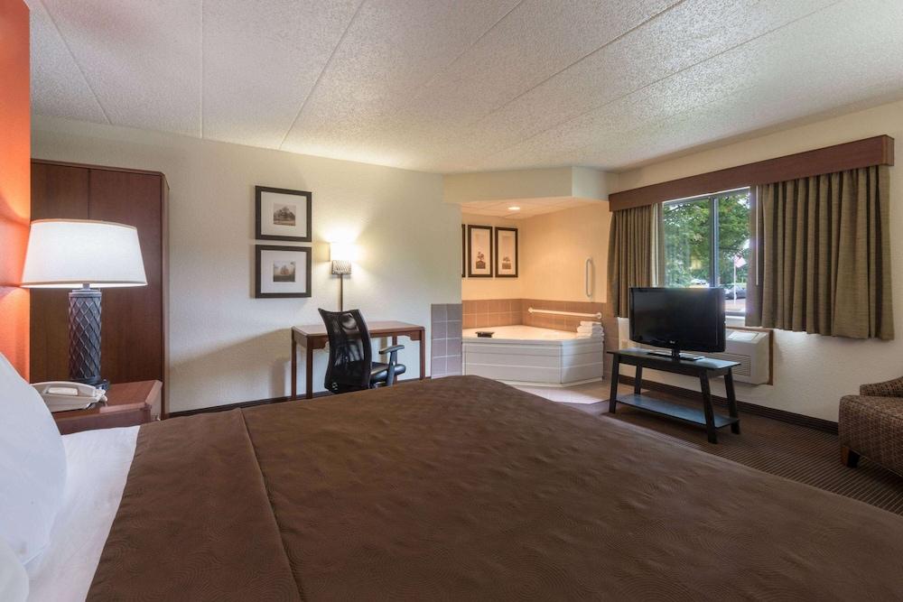 AmericInn by Wyndham Minocqua photo 20