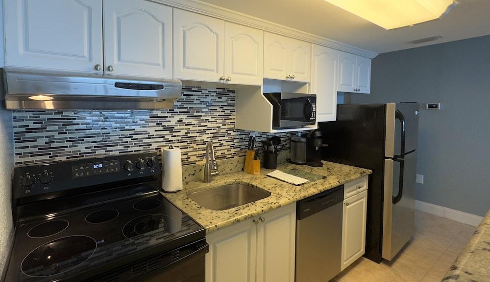 Casa Playa Beach Resort photo 91