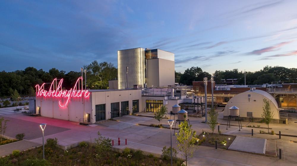 Spark by Hilton Bentonville photo 9