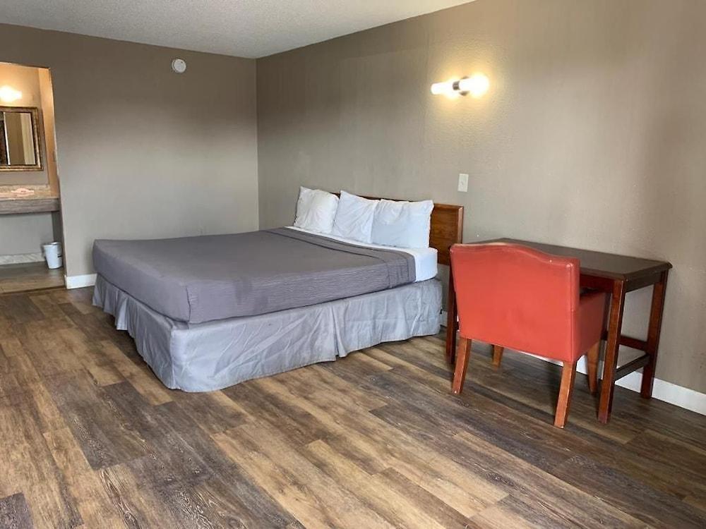 Motel 6 New Port Richey, FL photo 5