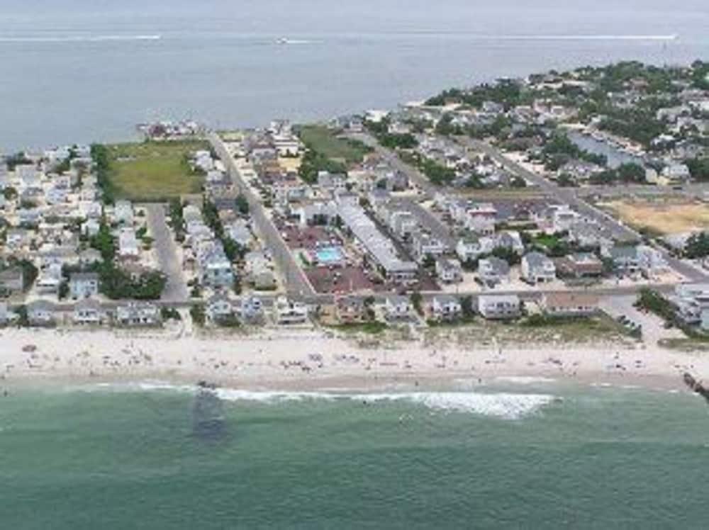 Sea Spray Motel photo 21