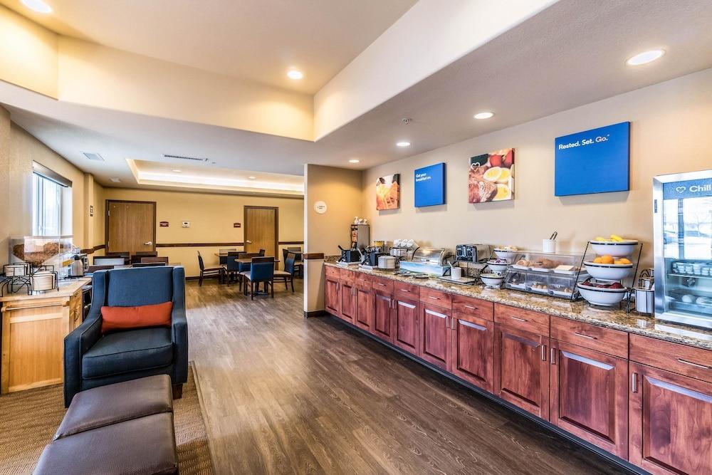 Comfort Inn & Suites Rifle photo 14
