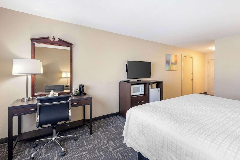 Best Western Post Inn photo 30