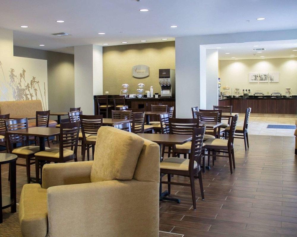 Sleep Inn & Suites Moundsville - Wheeling photo 24