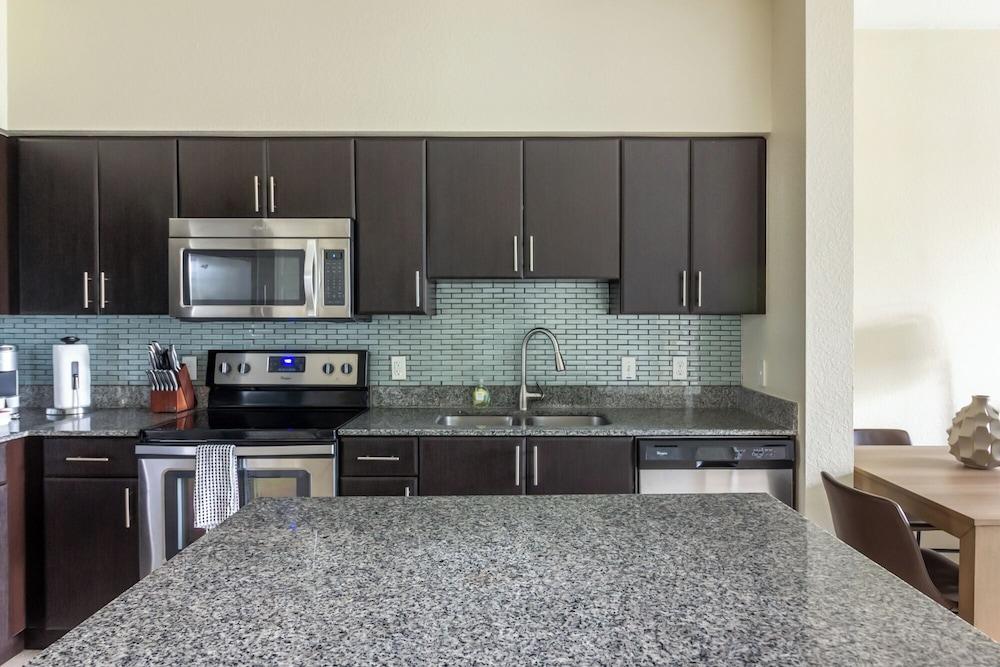 Miramar Apartments By Landing photo 14