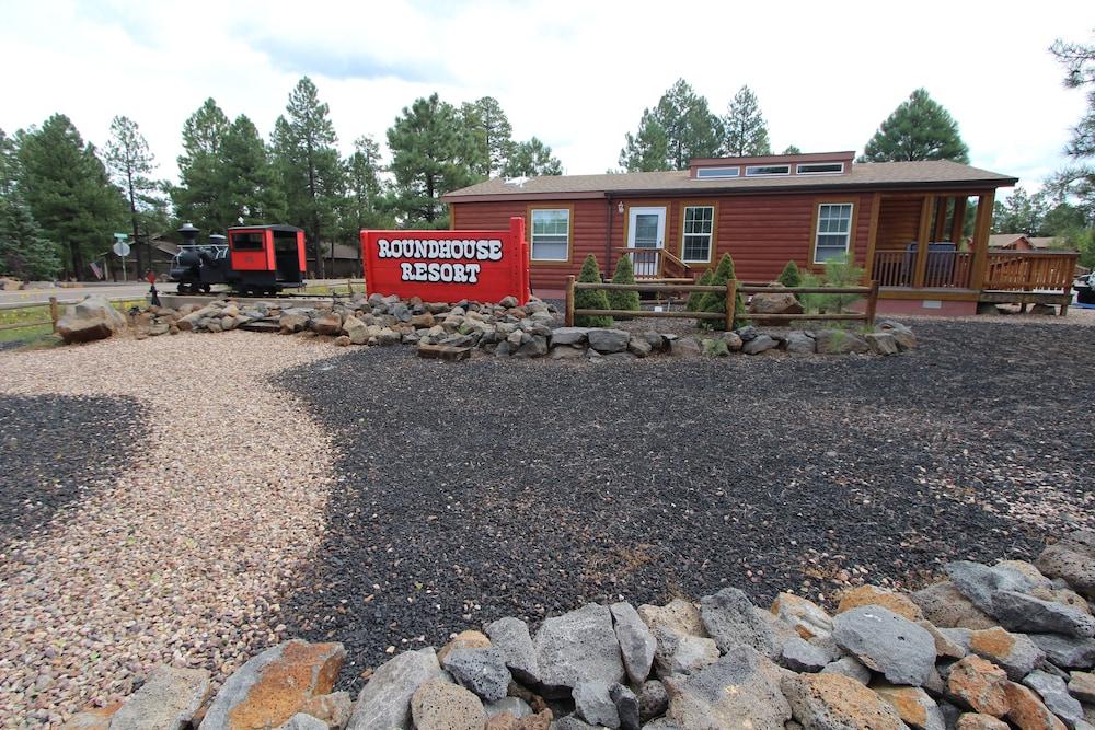 Roundhouse Resort photo 37