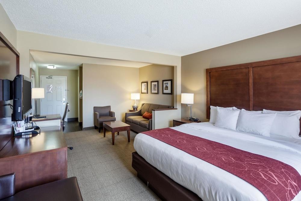 Comfort Suites Lincoln North photo 4