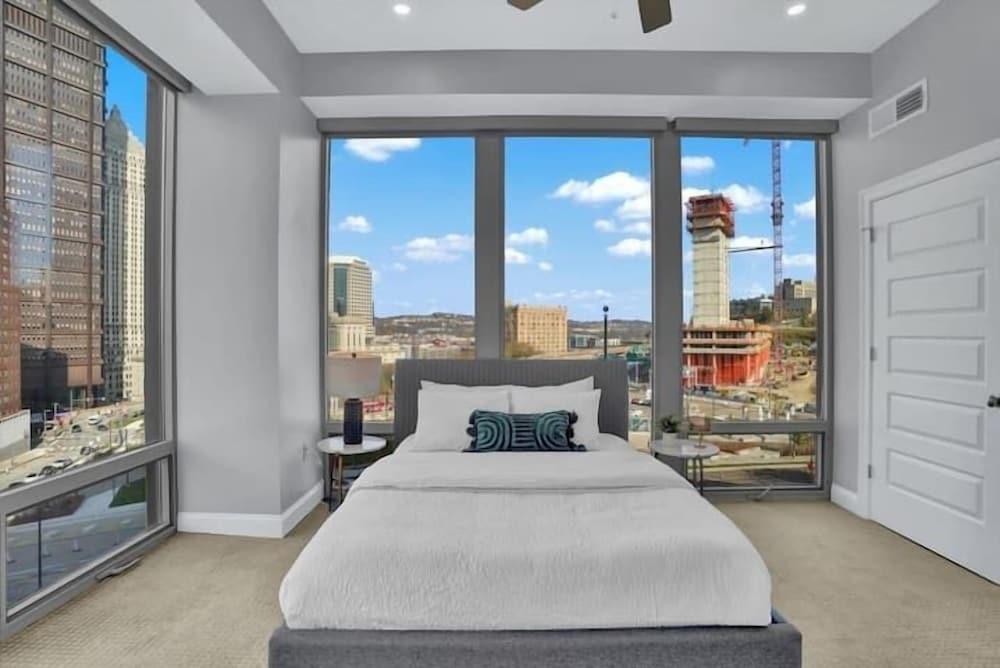 CozySuites Downtown Pittsburgh photo 21