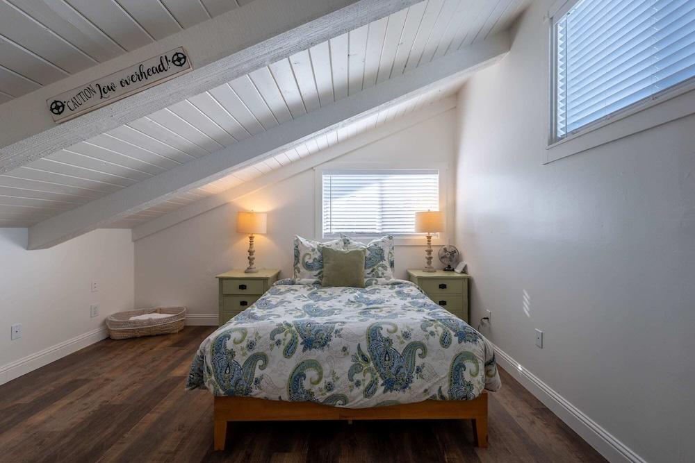 Bandon Marina Inn photo 37