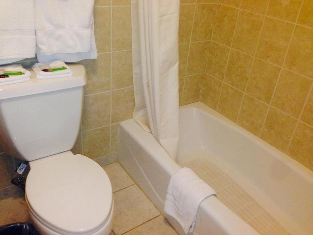 Desert Inn photo 23