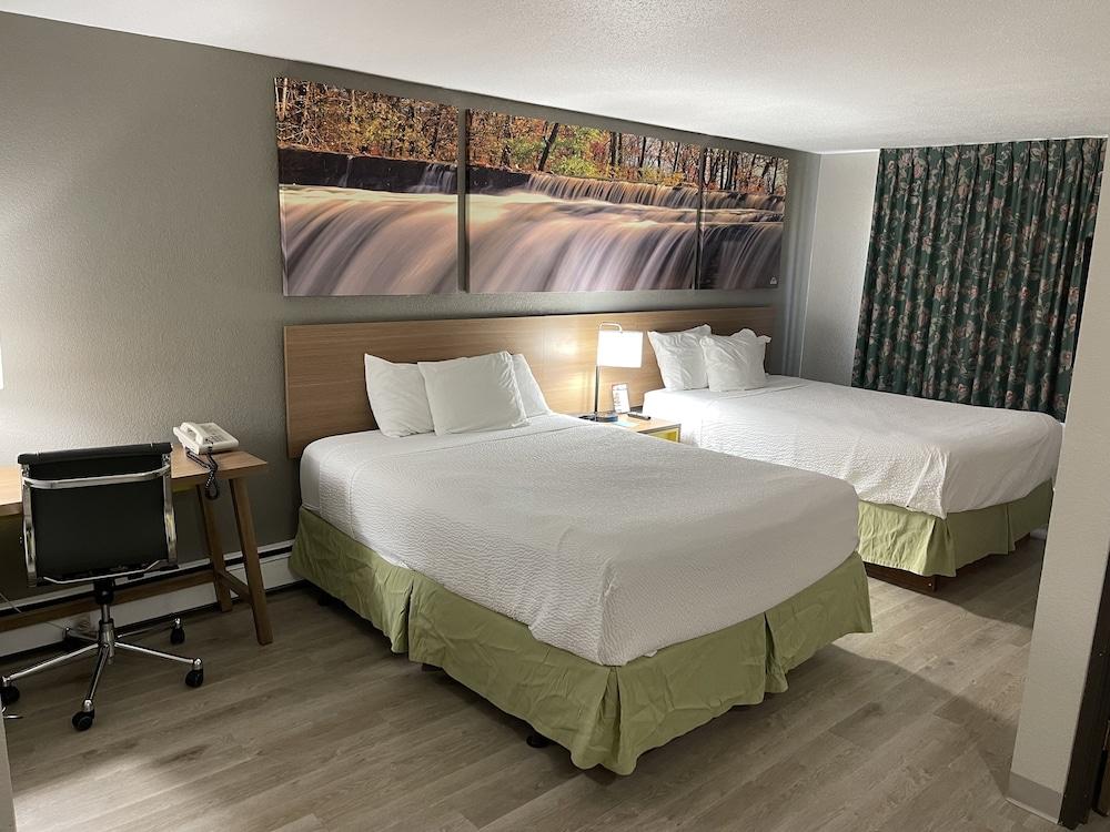 Days Inn by Wyndham Alpena photo 6