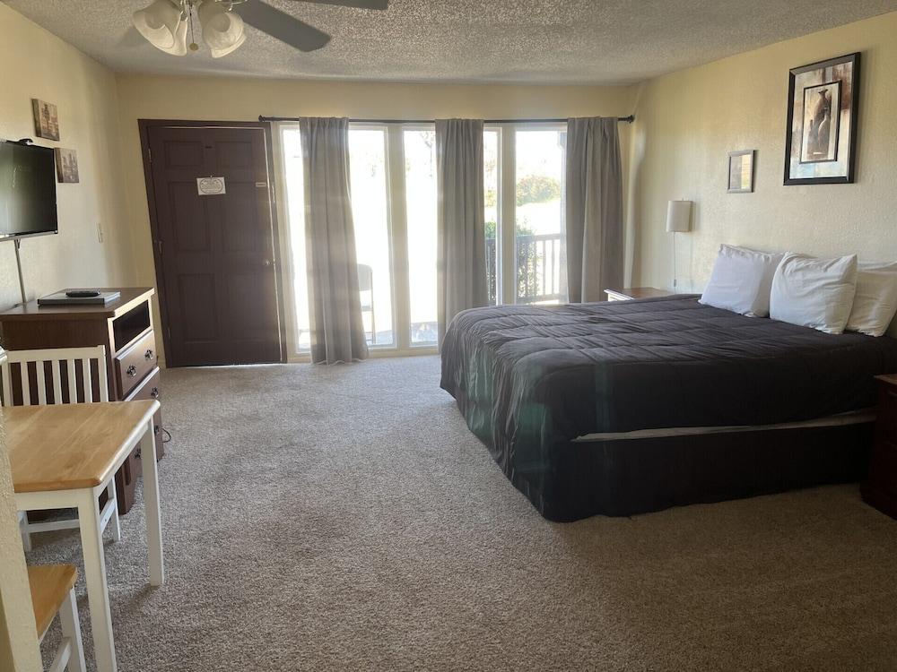 The Lodge photo 23