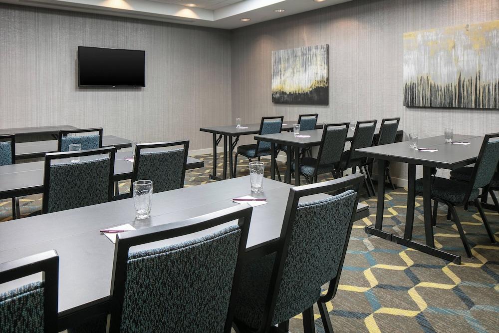 Residence Inn by Marriott Lincoln South photo 37
