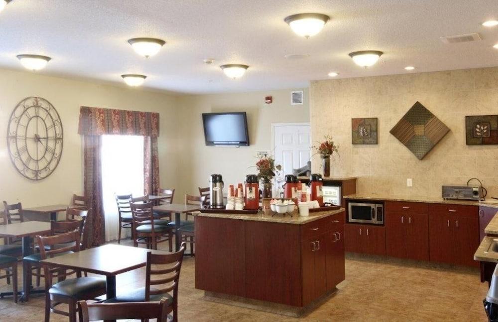 GrandStay Residential Suites Hotel photo 32