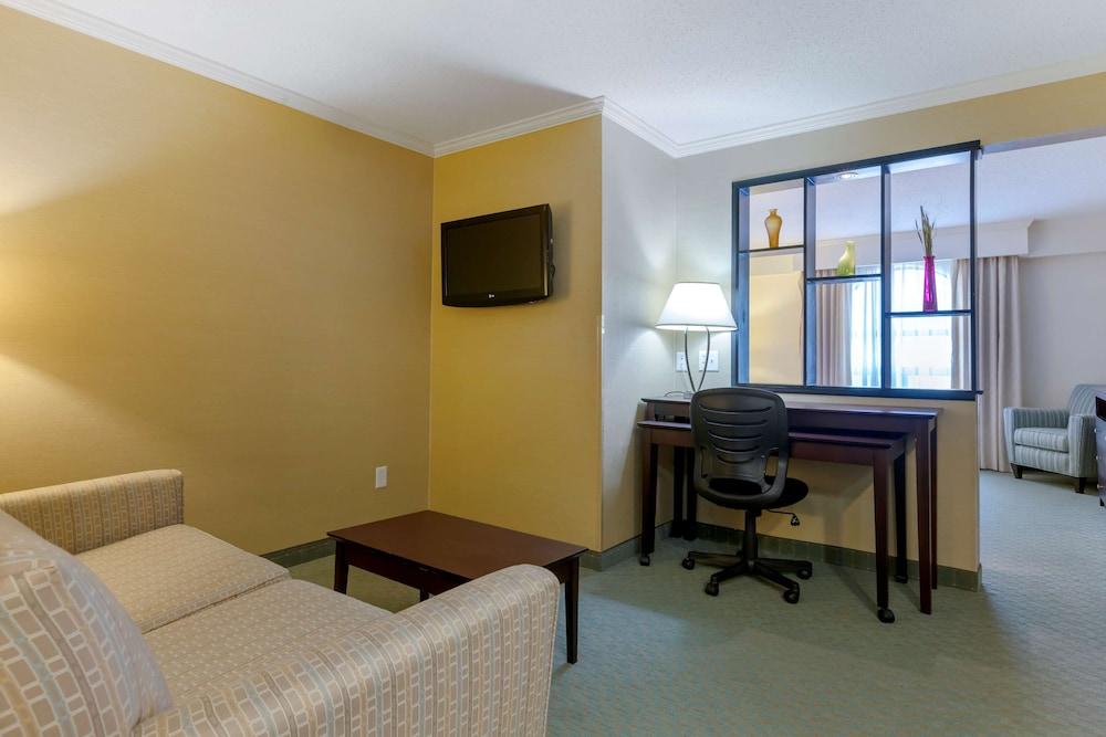 Best Western Davison Inn photo 13