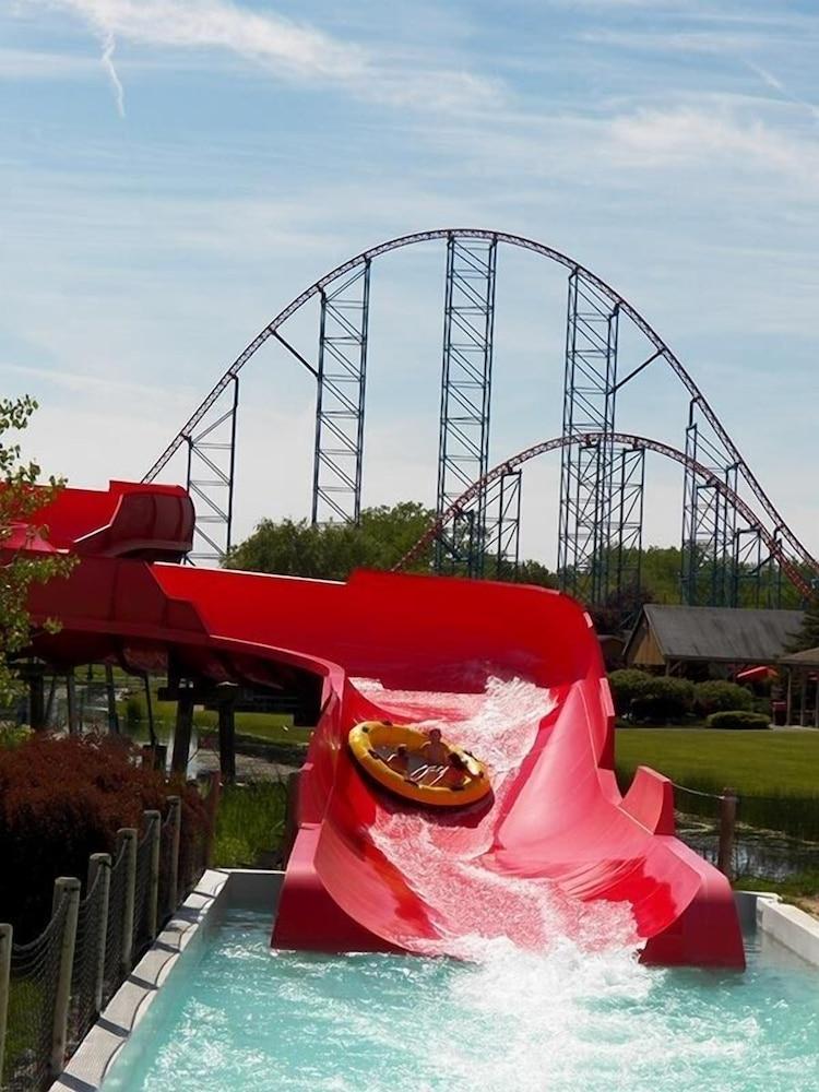 Darien Lake Lodge on the Lake photo 23