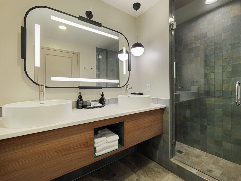 Hotel Indigo Asheville Downtown by IHG photo 30