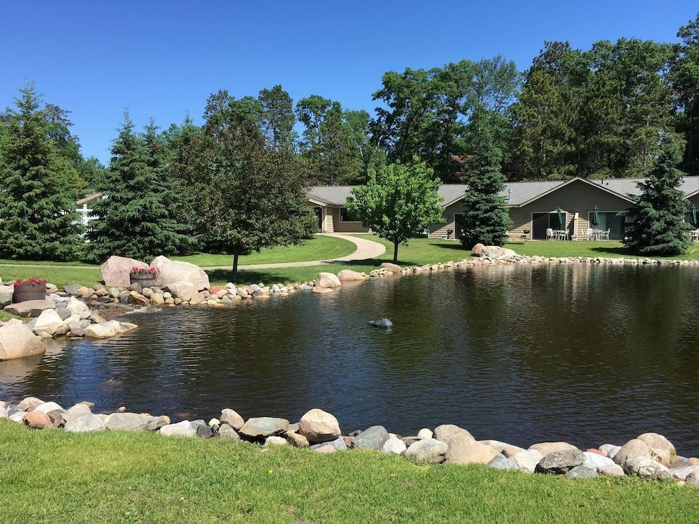 Kavanaugh's Sylvan Lake Resort photo 11