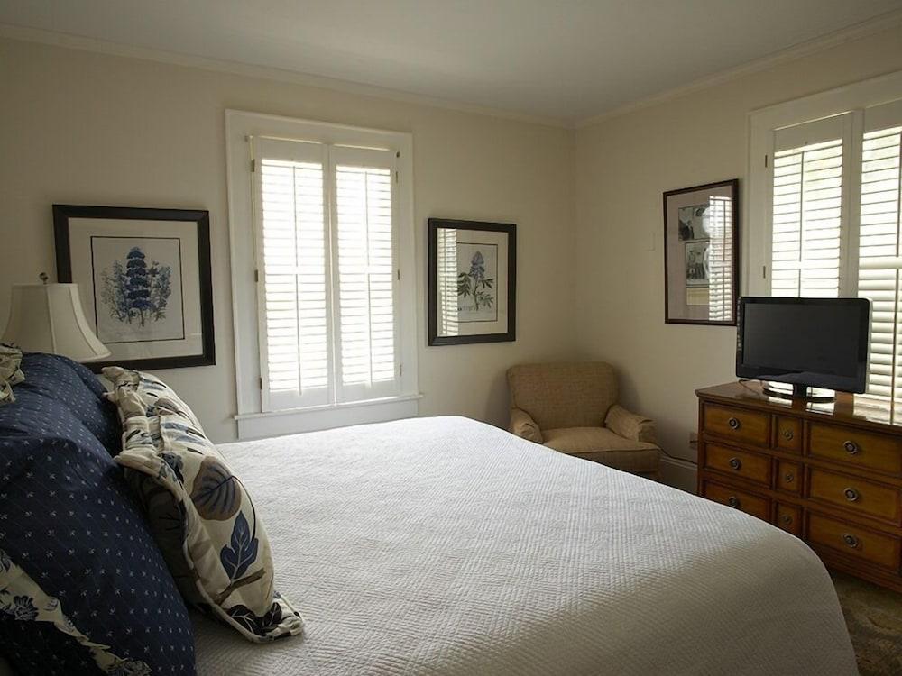 Smithfield Inn photo 9