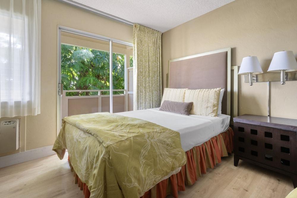Plantation Hale Suites photo 17