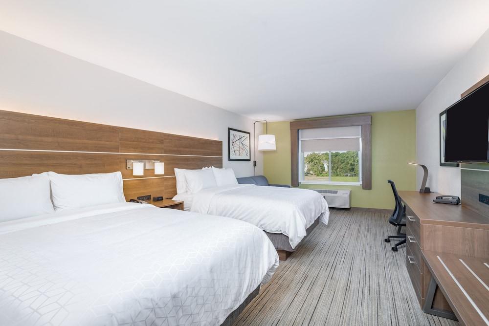 Holiday Inn Express & Suites Elkhart North by IHG photo 4