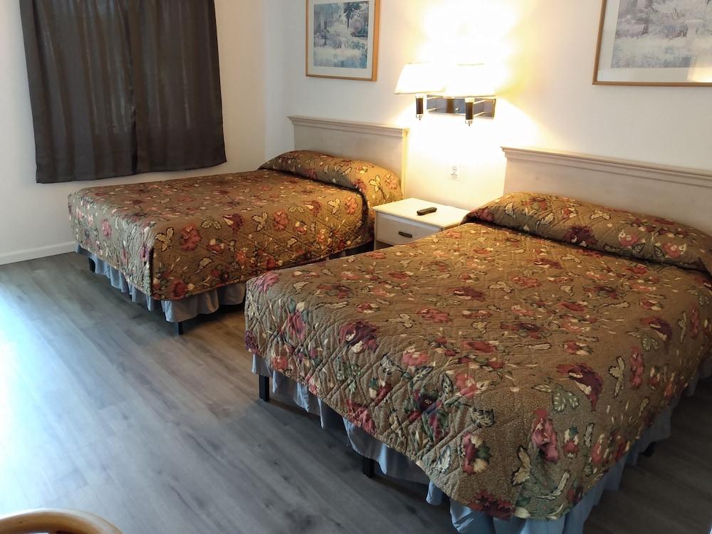ELDORADO MOTEL photo 13