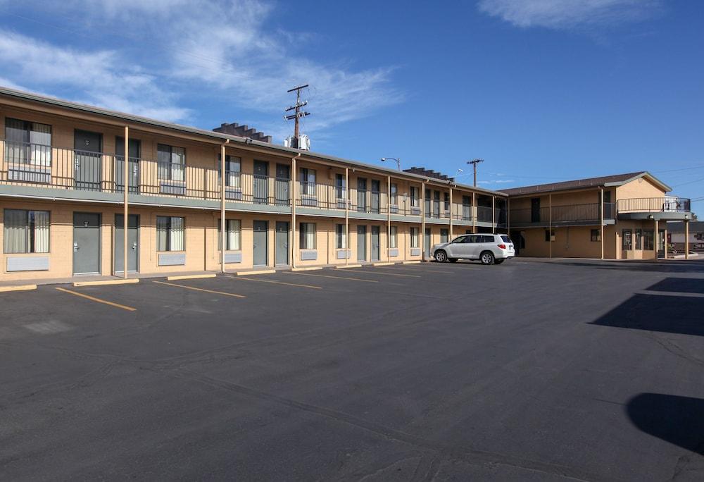 Budget Inn photo 28