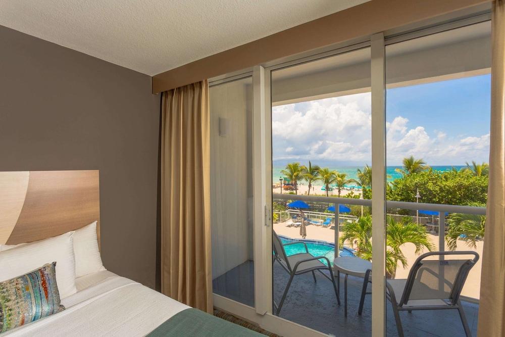 Best Western Plus Atlantic Beach Resort photo 28