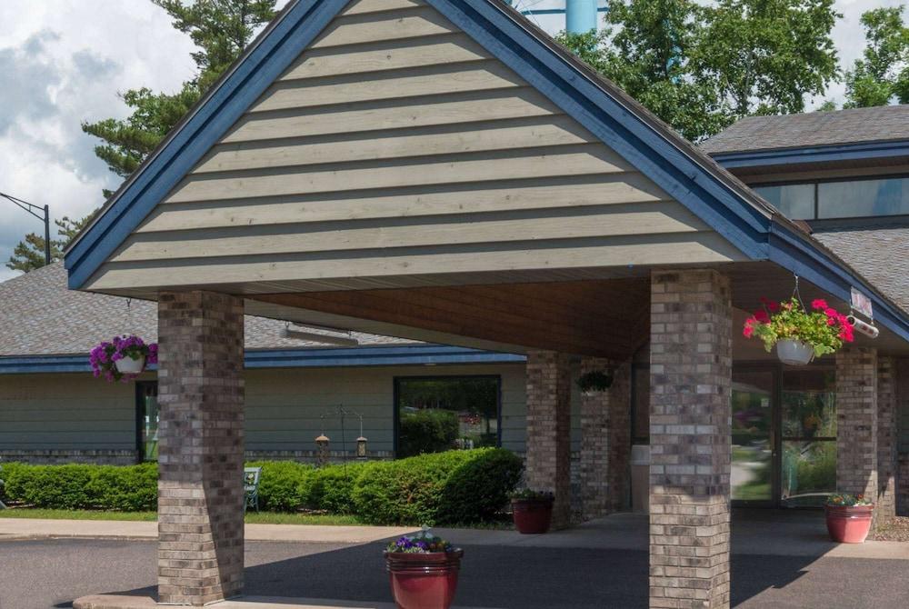 AmericInn by Wyndham Minocqua photo 36