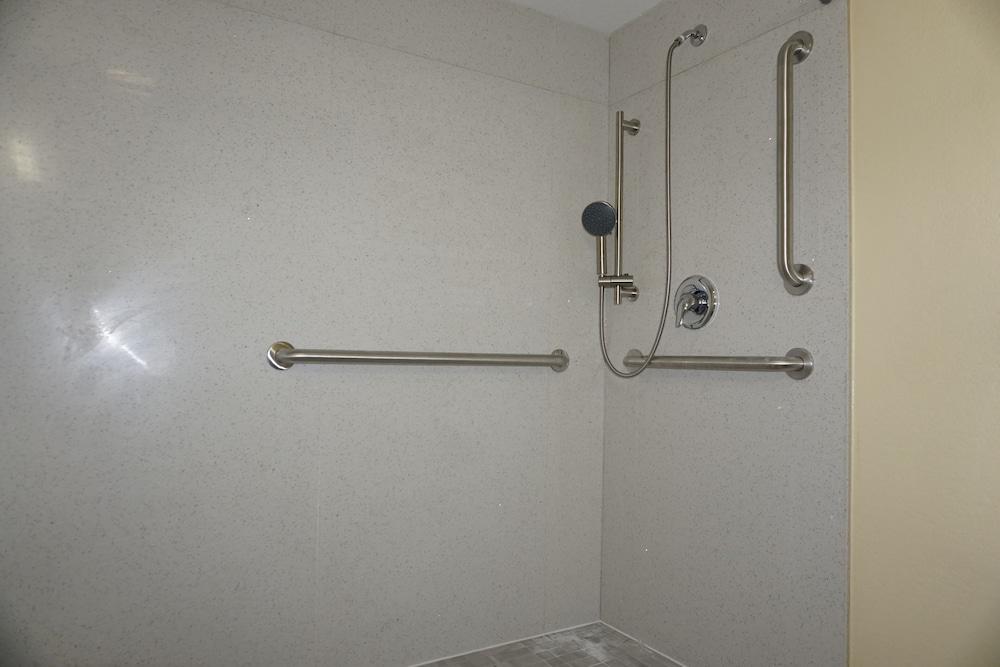 Days Inn by Wyndham Apopka/Orlando photo 35