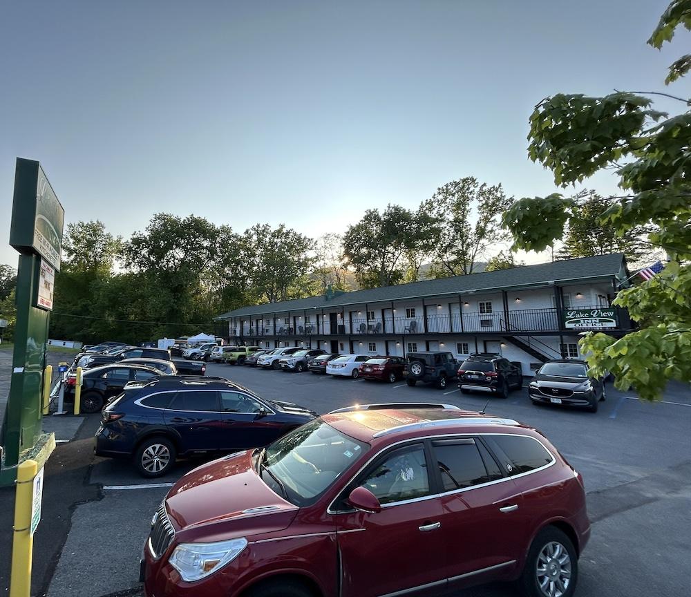 Lake View Inn photo 1