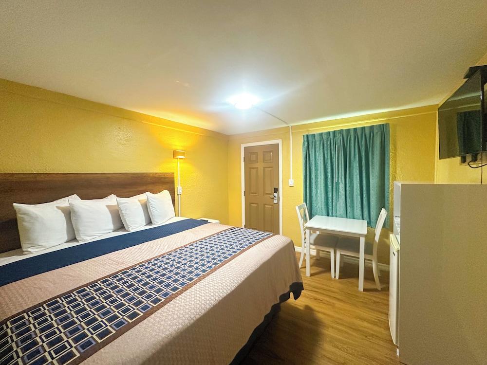 Park Motel photo 10