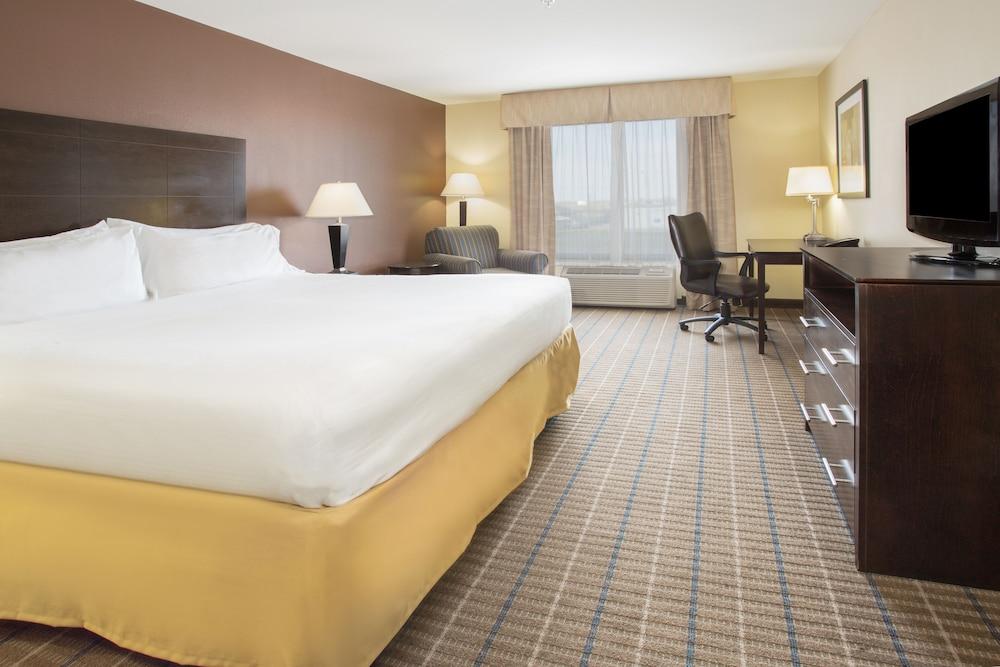 Holiday Inn Express Hotel & Suites Pauls Valley by IHG photo 21