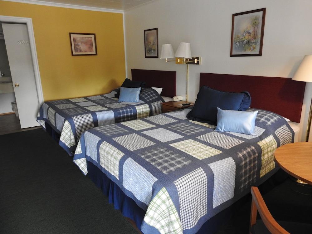 The Trails Inn photo 8