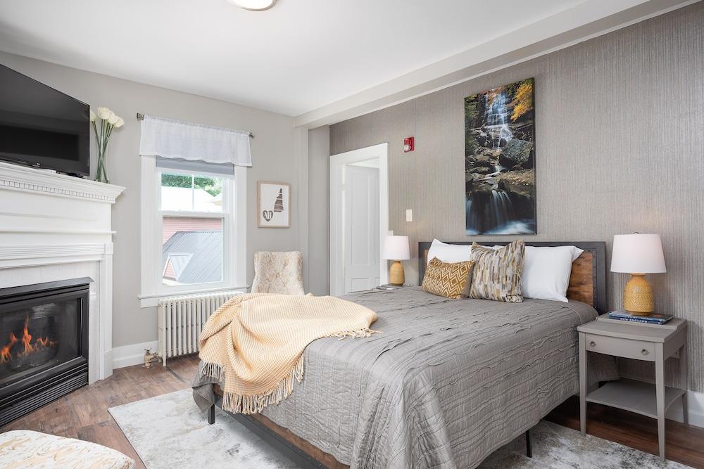 TuckAway Suites at East Branch photo 20