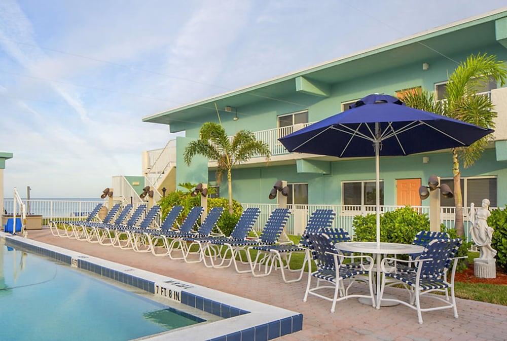 Via Roma Beach Resort photo 16