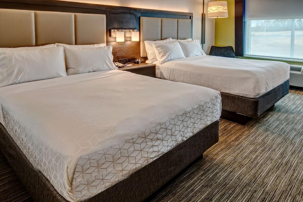 Holiday Inn Express Hotel & Suites Jackson NE by IHG photo 17