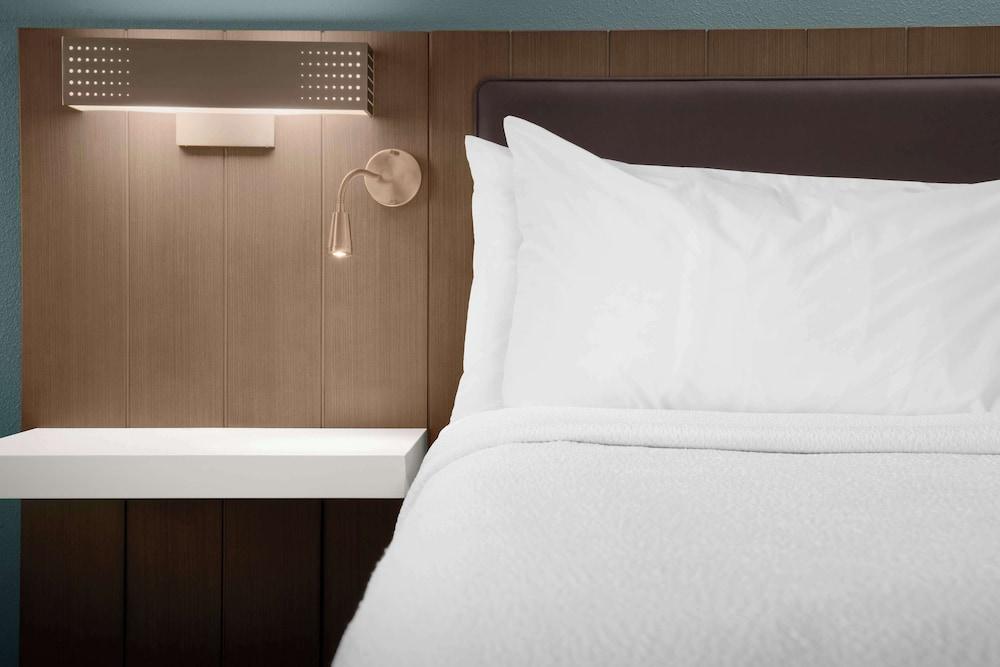 Hilton Garden Inn Granbury photo 18
