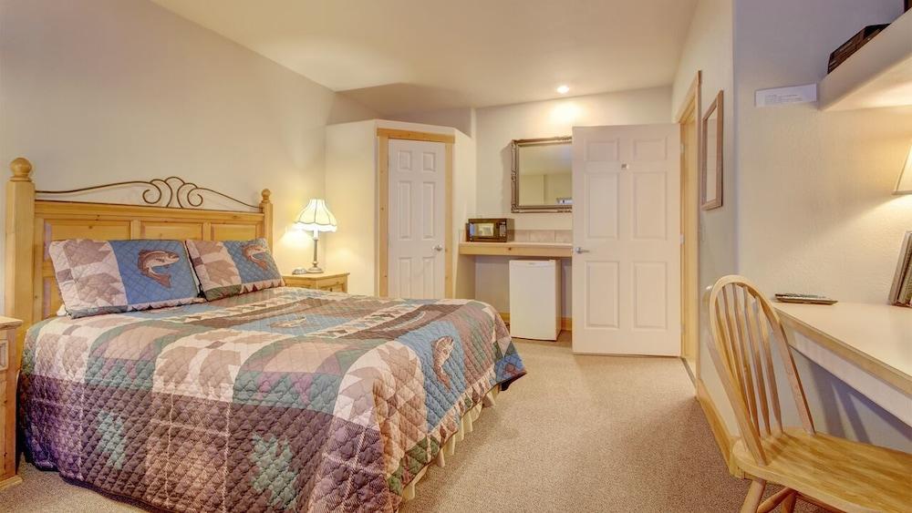 Eagle Fire Lodge & Cabins photo 98