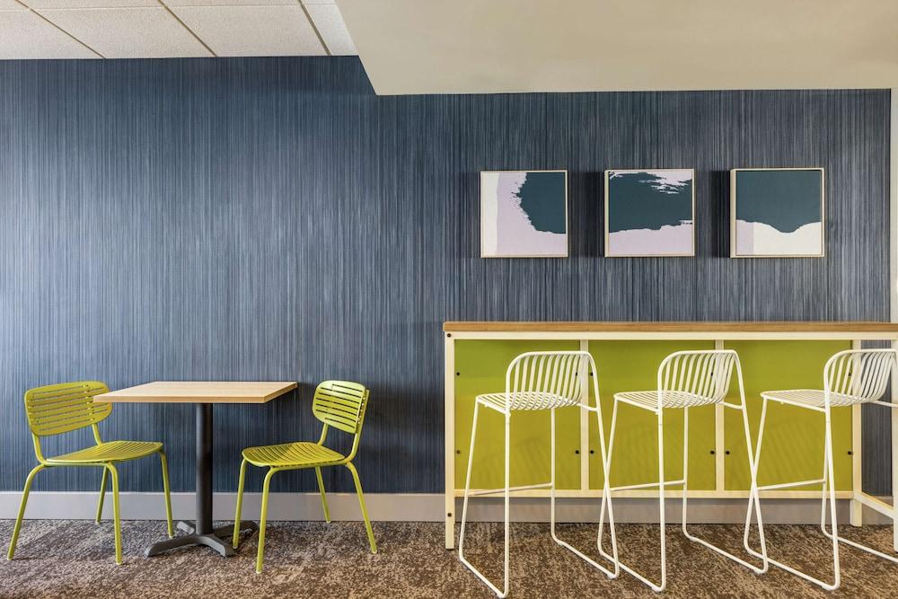 Spark by Hilton Germantown Washington DC North photo 32
