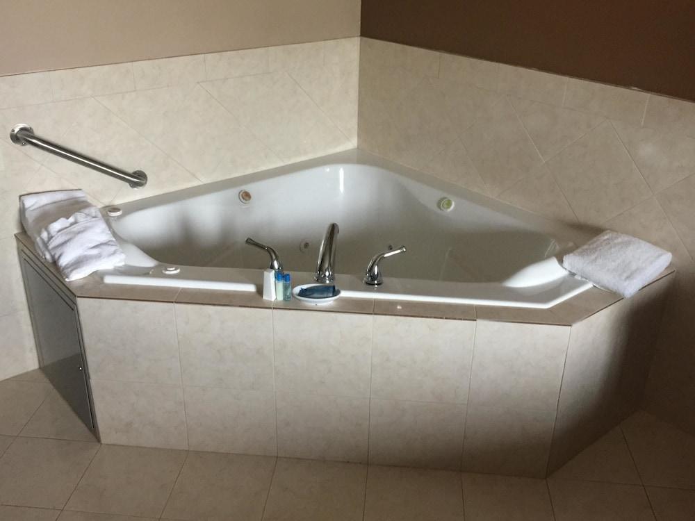Best Western Red River Inn & Suites photo 4