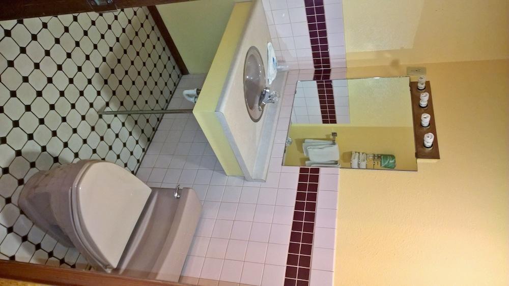 Blue Haven Motel photo 9