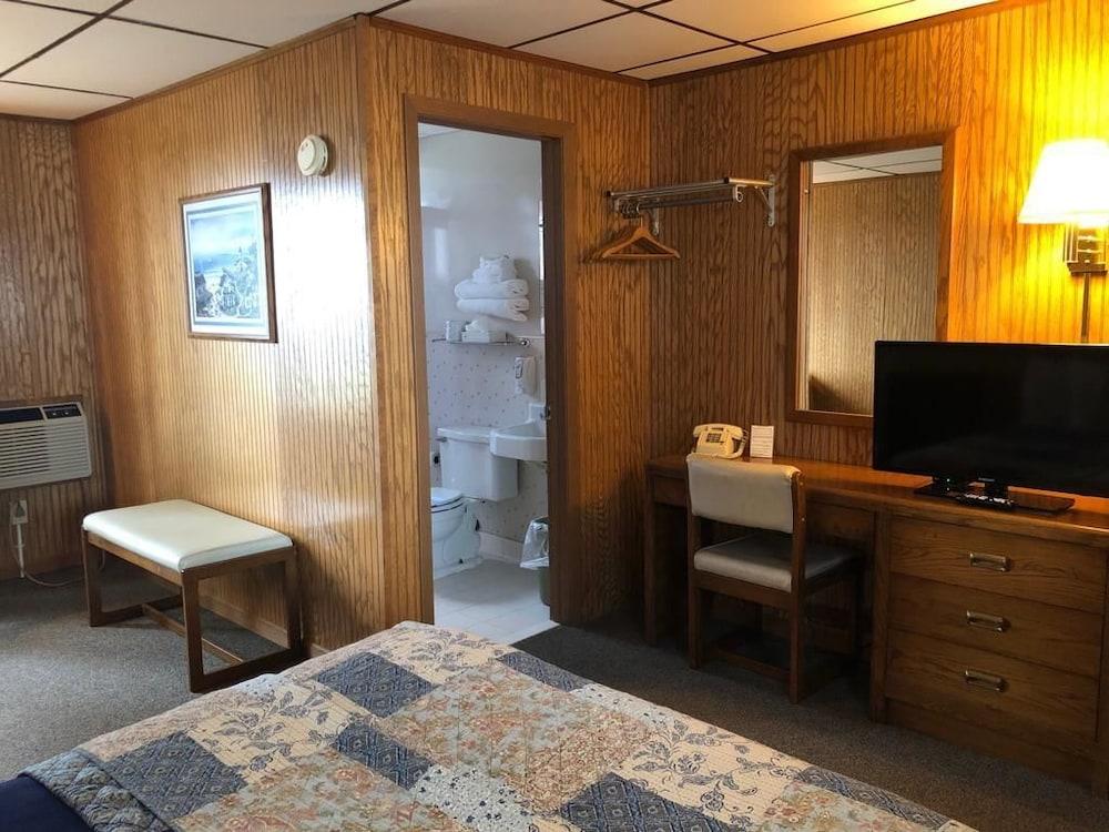 Riviera Motel photo 39