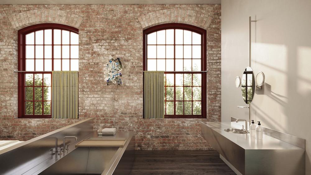 Pocketbook Hotel and Bath photo 5