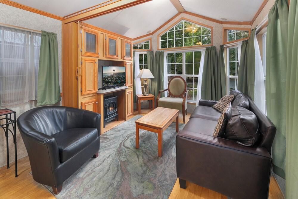Robinhood Village Resort photo 50