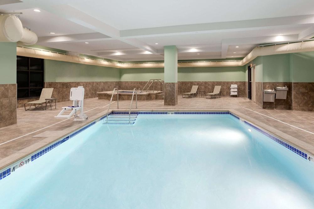 Hampton Inn & Suites West Des Moines/SW Mall Area photo 19