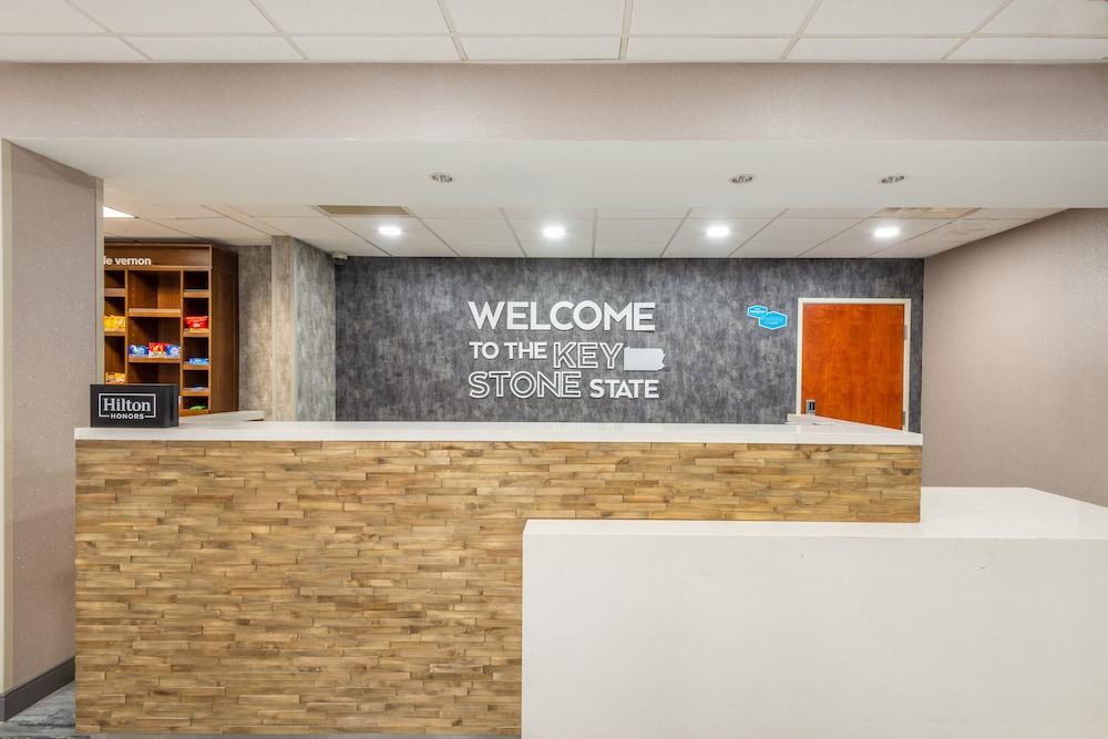 Hampton Inn Belle Vernon photo 31